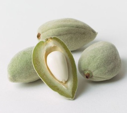 Green Almond / कच्चा बादाम (250g)